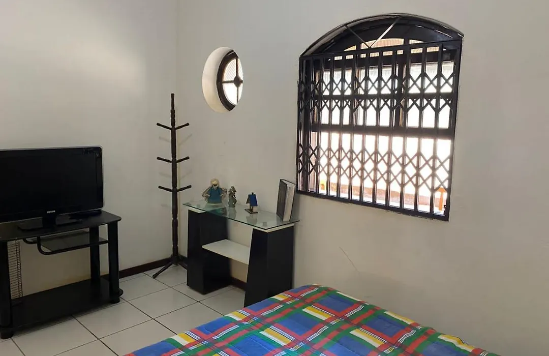 Casa confortável com excelente localização-1